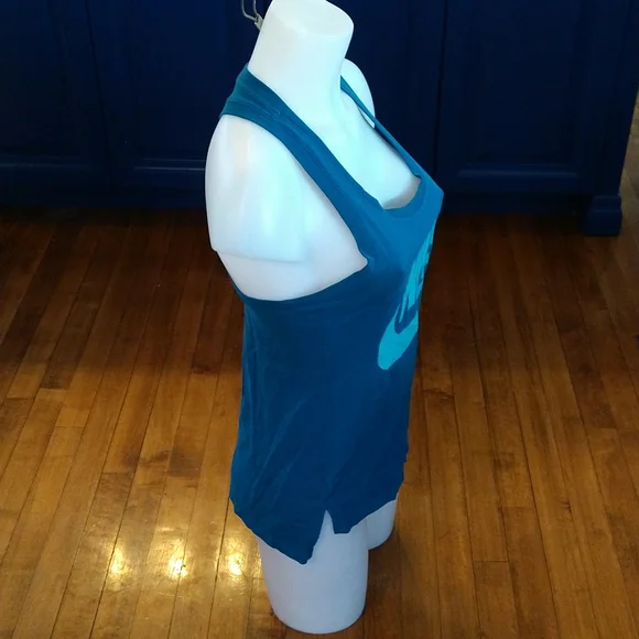 Size xs blue Nikes workout athletic top - Picture 9 of 16